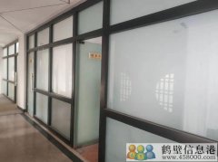 出租市中心辦公室4間，交通便利，價(jià)格面議