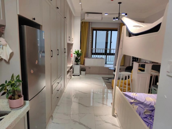 淇河建業(yè)壹號城邦一室出租，精裝修 拎包入住，家具家電全新
